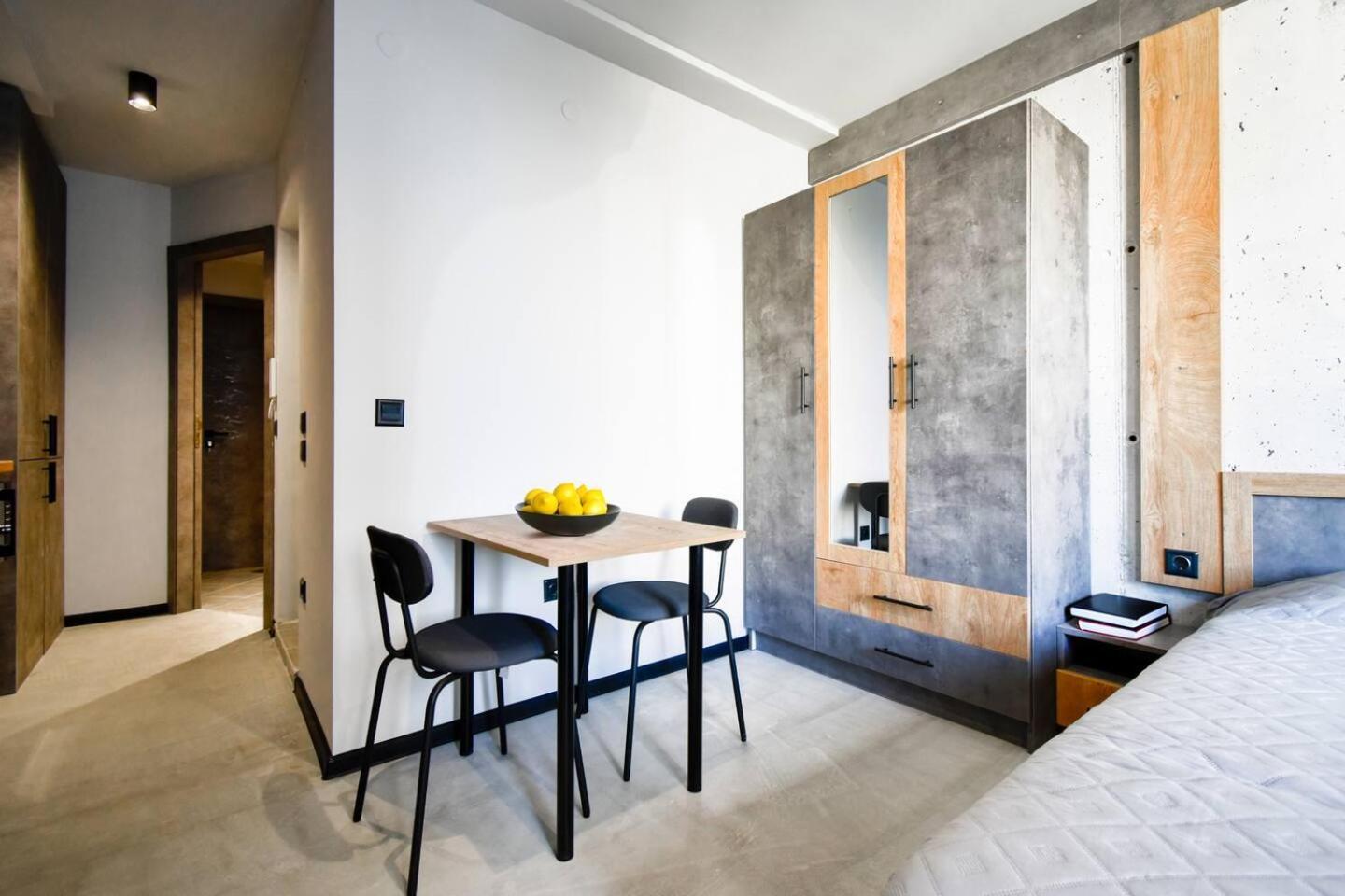 6 Studios 6 Bathrooms 2 Levels Kitchens Sófia Exterior foto